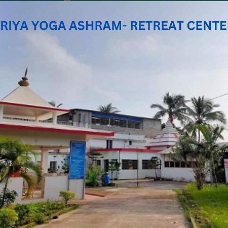 Kriya Yoga Wellness Hotel Dhablat Exterior photo